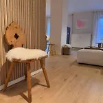 Cozy Kampenwand - Kamin - Bergblick アパート *