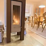Cozy Kampenwand - Kamin - Bergblick アパート